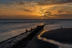 07-05-44-Jacques-MARCEL-Phare-de-Berck-au-couchant